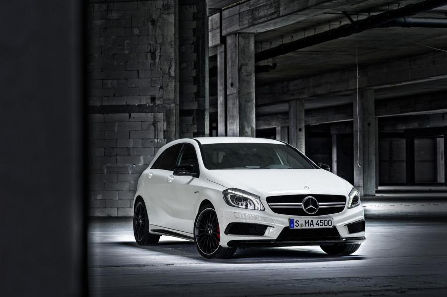  Mercedes-Benz A45 AMG 2014 года  (фото 1 из 24)